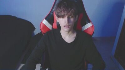 eren_tatakae public webcam profile photo 4