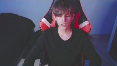 eren_tatakae public webcam profile photo 5