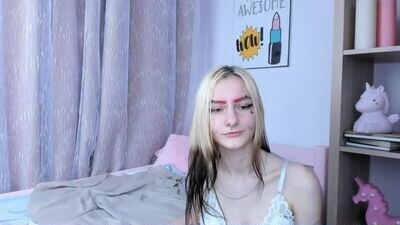 erika__lodge public webcam profile photo 2