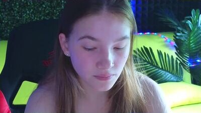 erikabrian public webcam profile photo 7