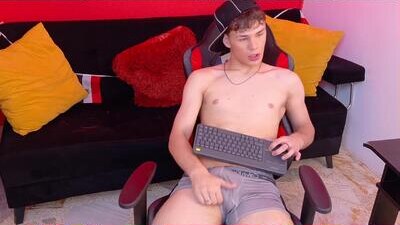 eros_steel public webcam profile photo 5