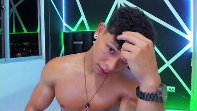 erosscott public webcam profile photo 3