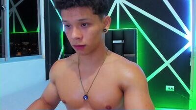 erosscott public webcam profile photo 4