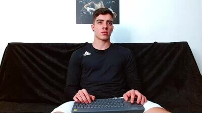 ethan_greey