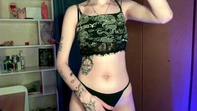eunabiddlecome public webcam profile photo 6