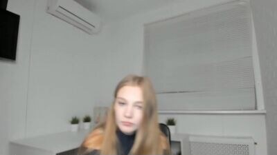 eva_jonees