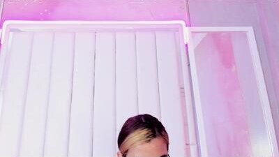 evaa_honey public webcam profile photo 6