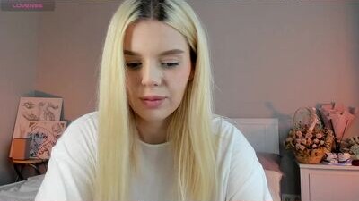 evasunshy public webcam profile photo 5