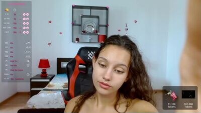 evelihau public webcam profile photo 3