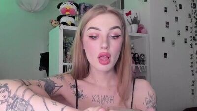 evelyn_213 public webcam profile photo 3
