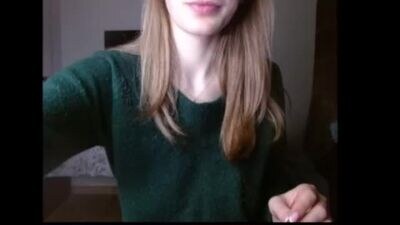evelyn_21_m public webcam profile photo 2