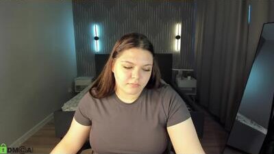 evelyne_loo public webcam profile photo 5