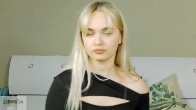 evi_wow public webcam profile photo 2