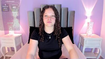 evierouse_ public webcam profile photo 4