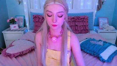 ewa_green public webcam profile photo 3