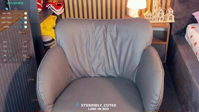 excellent_ella public webcam profile photo 4