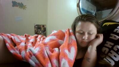 feastonme00 public webcam profile photo 4