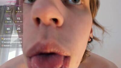 feralsyntax public webcam profile photo 4
