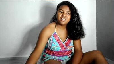 fiona_00 public webcam profile photo 5
