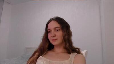 fireflies_fly_ public webcam profile photo 10
