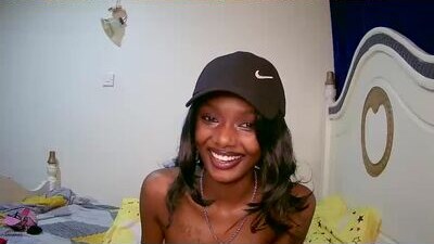 flirtyy_sheery public webcam profile photo 10