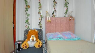 floweroflion public webcam profile photo 4