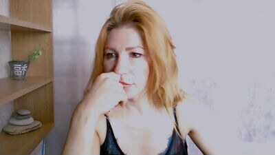 fox_red_lady7 public webcam profile photo 3