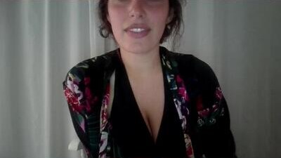 freckledeer public webcam profile photo 6