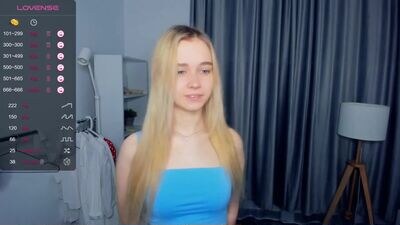 fresh_cherries public webcam profile photo 3
