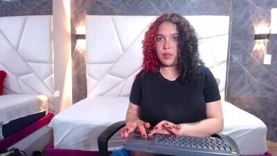 freya_velvet public webcam profile photo 10
