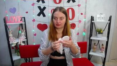 freyadak public webcam profile photo 8