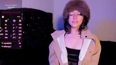 frida_lassi_ public webcam profile photo 8