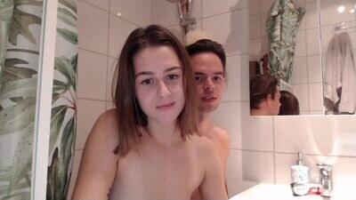 friendscouple_ public webcam profile photo 2