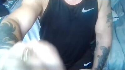 friskyneedsum public webcam profile photo 6