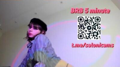 fromnikki public webcam profile photo 9