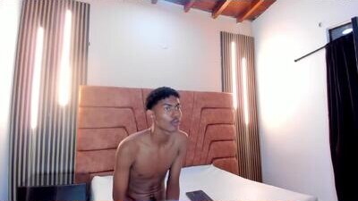 fykmor_2 public webcam profile photo 6