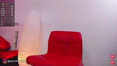 gabriiella_robert public webcam profile photo 3