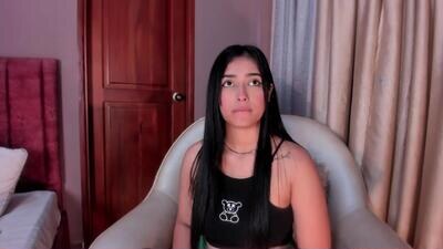 gahiabelucci public webcam profile photo 4