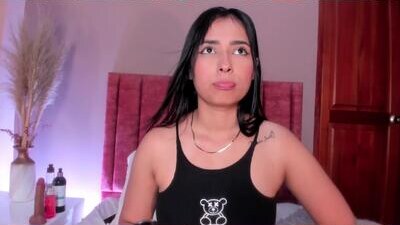 gahiabelucci public webcam profile photo 8