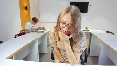 game__of__porn public webcam profile photo 2