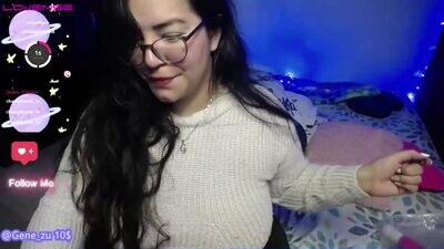 gene_zu public webcam profile photo 2