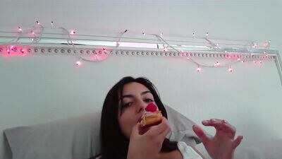 genesismoselle public webcam profile photo 2