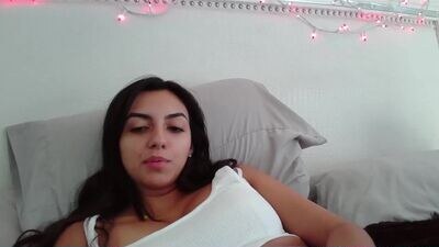 genesismoselle public webcam profile photo 3