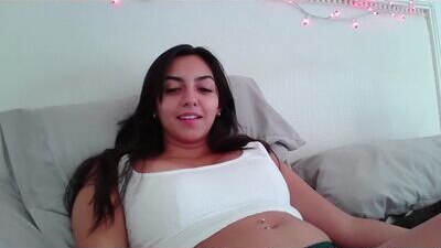 genesismoselle public webcam profile photo 7