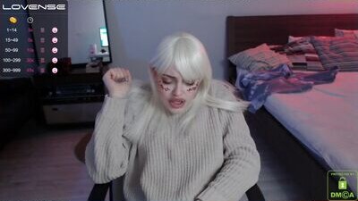 gentle_moon public webcam profile photo 6