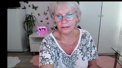 ghertrudequeen public webcam profile photo 7