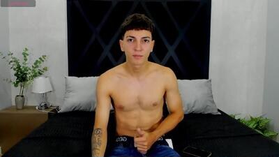 gian_rossii public webcam profile photo 3