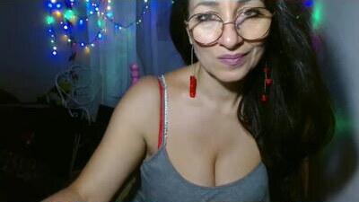 ginaoneon public webcam profile photo 7