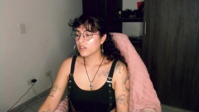 giny_bean public webcam profile photo 3
