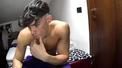 giovyyx public webcam profile photo 3